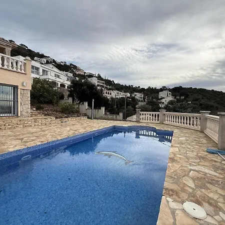 Awaydays - Mas Fumats 2 - With A Pool La Selva de Mar